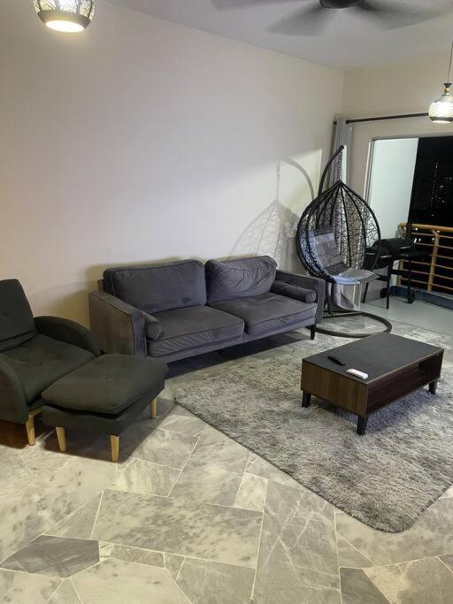 Cape Nautica, Sea View Apartment *