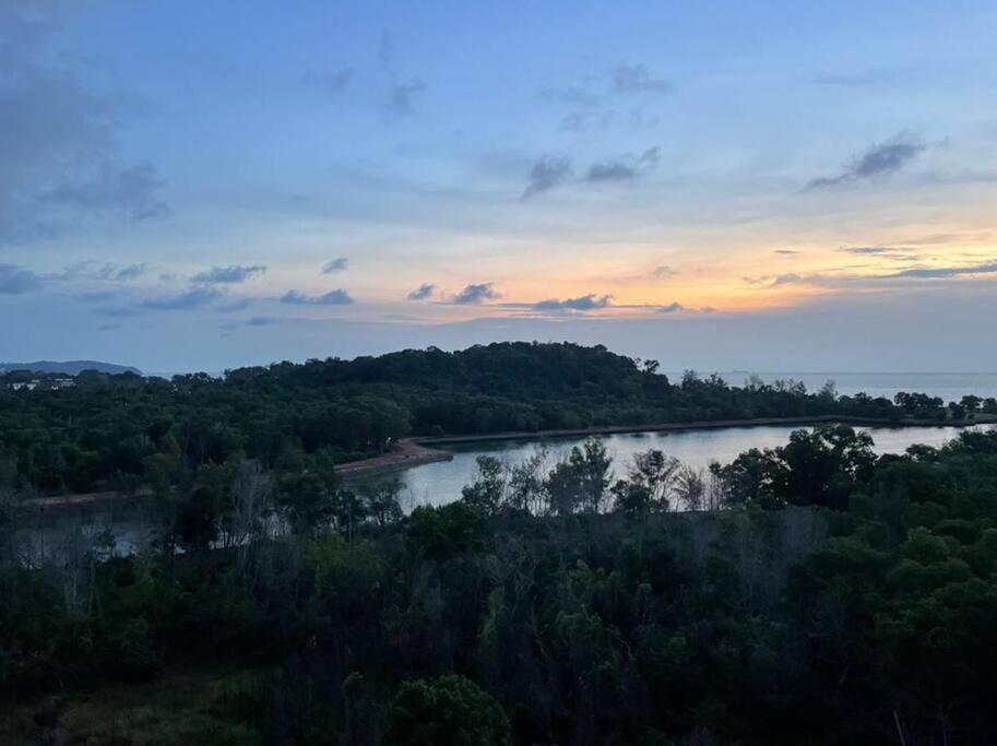 Cape Nautica, Sea View